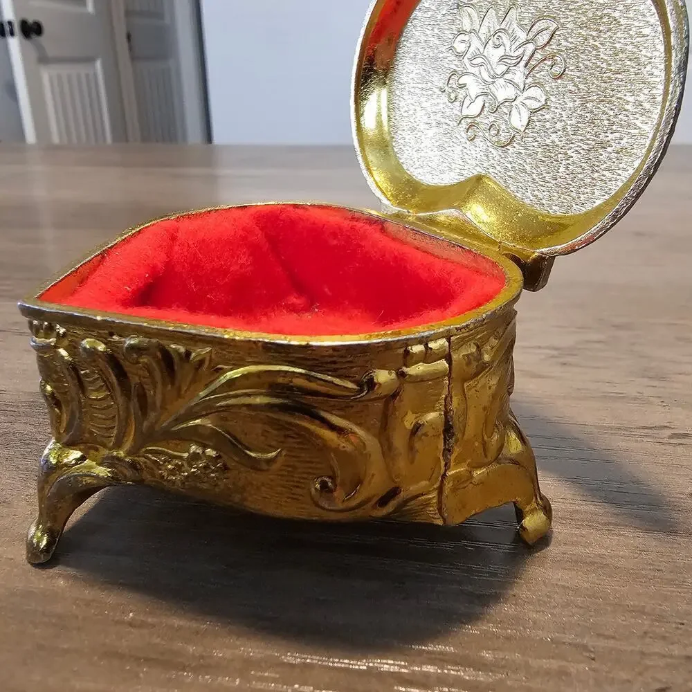 Vintage Gold Metal Heart Trinket Jewelry Box Cherub Velvet Japan Renaissance
